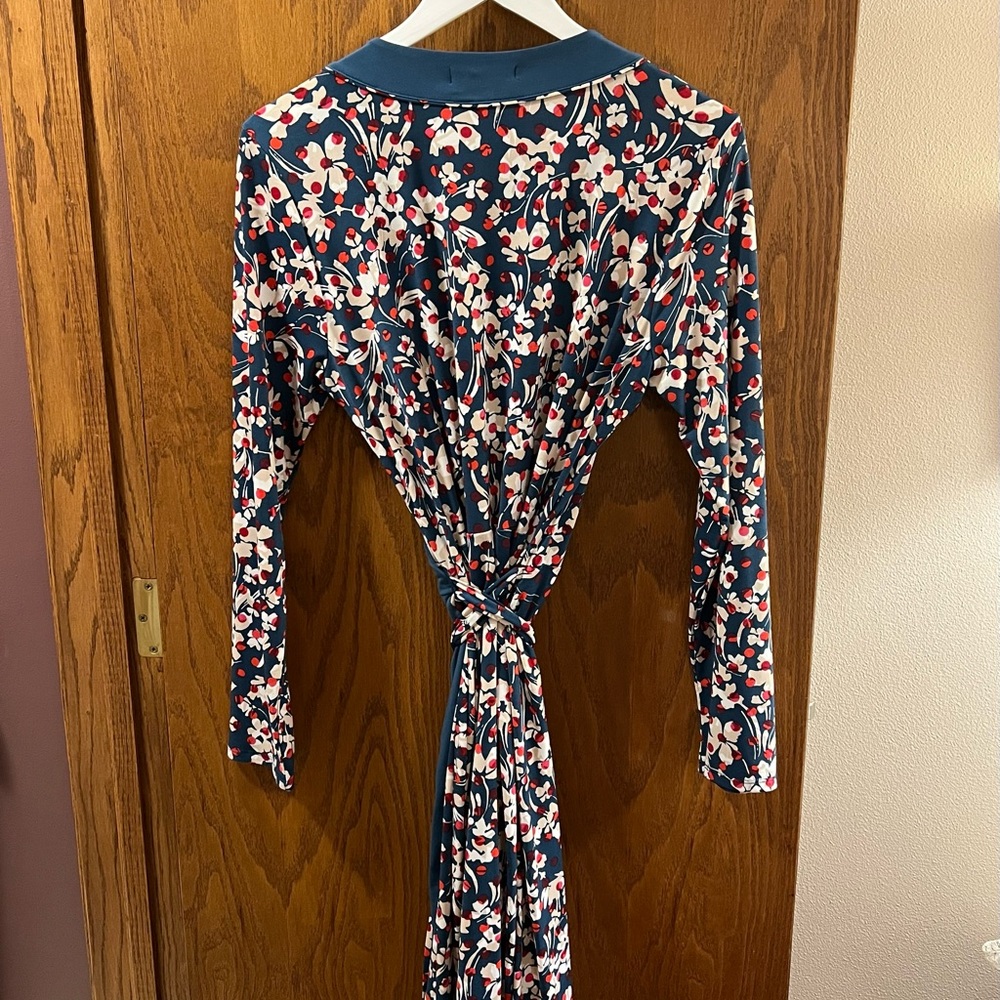 Banana Republic Floral Long Sleeve Wrap Dress - Picture 4 of 7
